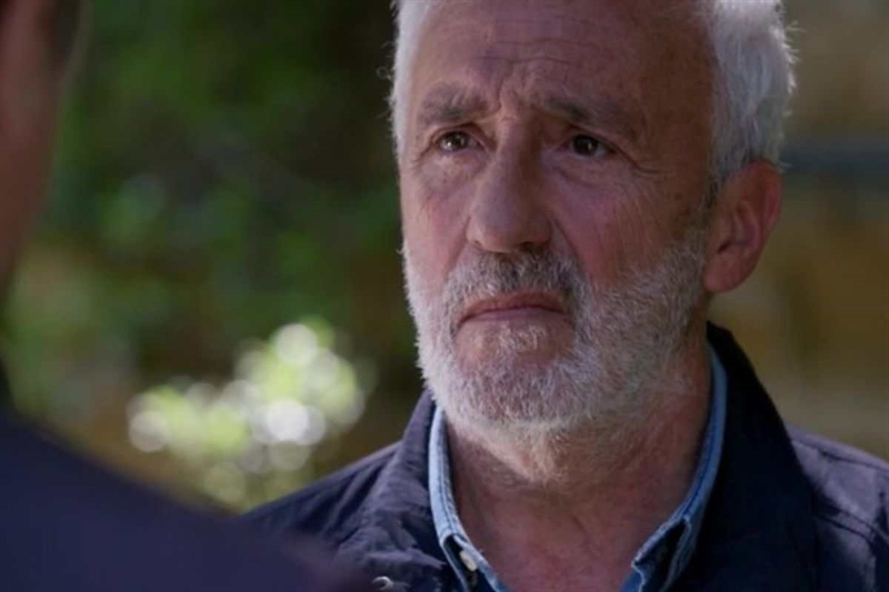 3894b2 un posto al sole raffaele 12112025 okmugello it