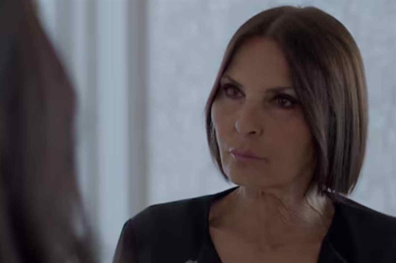 B6acd2 un posto al sole marina 10112025 okmugello it