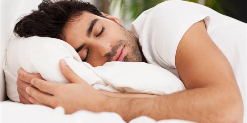 “Se ti addormenti in meno di 5 minuti, è segno di un problema cronico”: parola di neurologo - okmugello.it