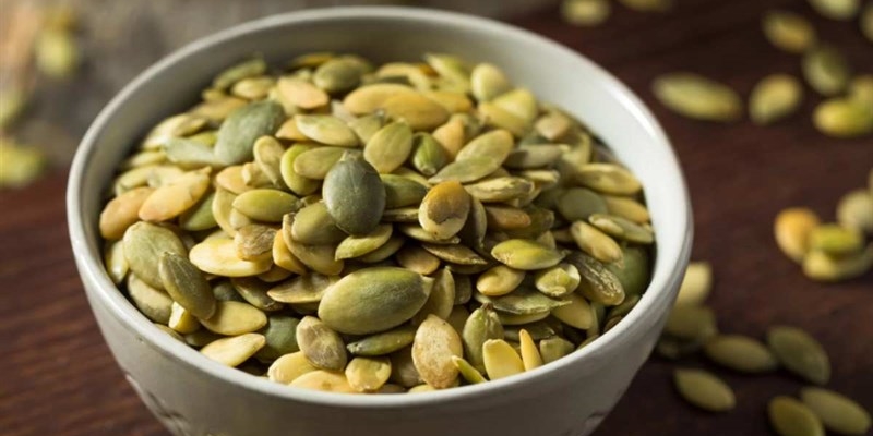 Semi di zucca, non devi mai buttarli: sono un portento per la salute e puoi utilizzarli così - okmugello.it