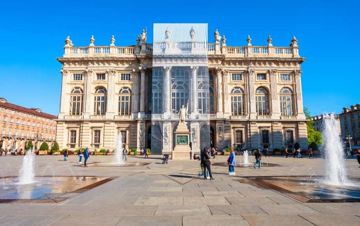 B4098d torino piccola parigi citt 03122025 okmugello it