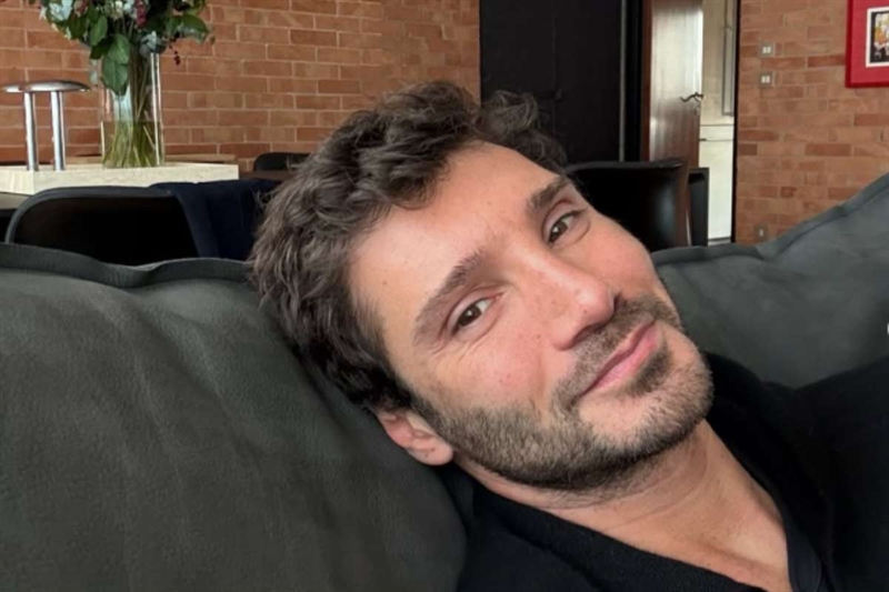 Bd1f71 Stefano De Martino 27 12 25 okmugello it 1