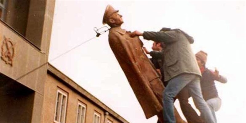 1978 - Iran in rivolta contro lo Scià (47 anni fa)