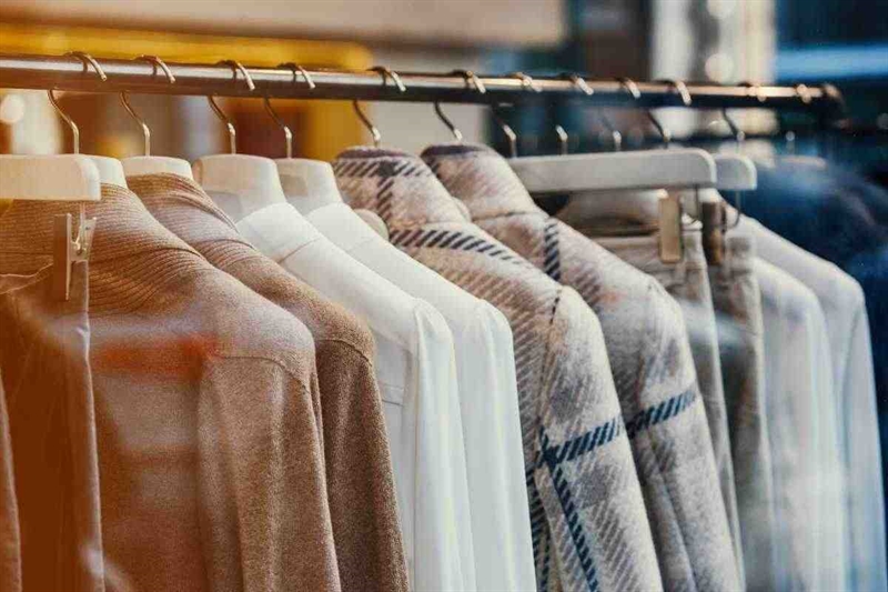 E50781 Vestiti 09 12 2025 okmugello it