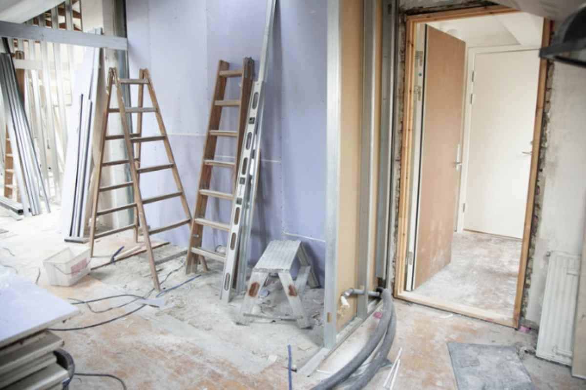 Oltre ai documenti elencati, è importante conservare altre comunicazioni e certificazioni che possono essere richieste durante i controllo