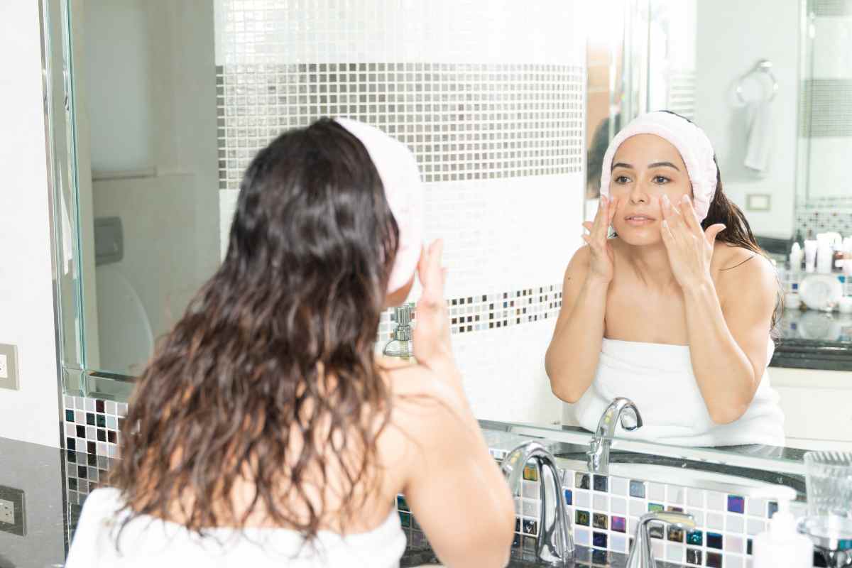 Crema viso acido ialuronico