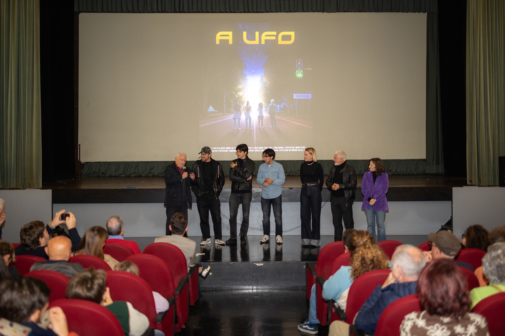 Ufo film presentazione