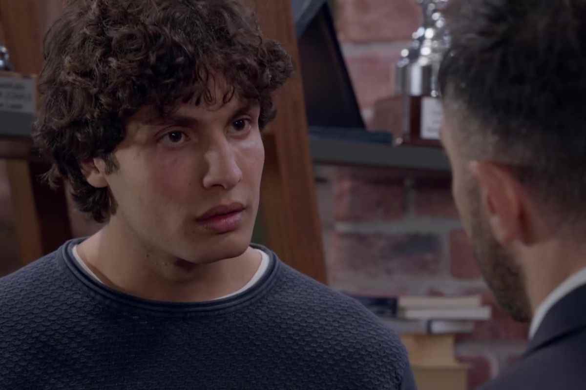 un posto al sole ritorna vinicio