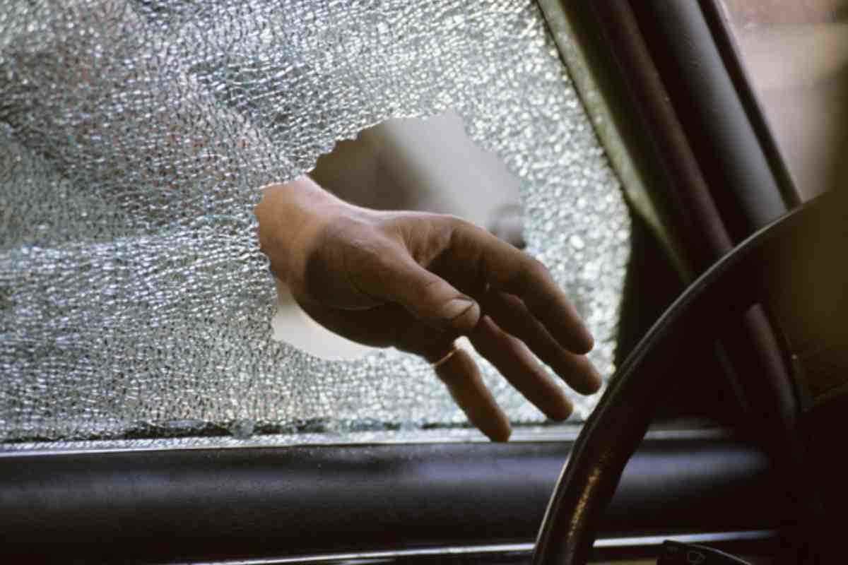 Un elemento chiave per ridurre il fenomeno dei furti è rappresentato dall’adozione di tecnologie intelligenti di sicurezza