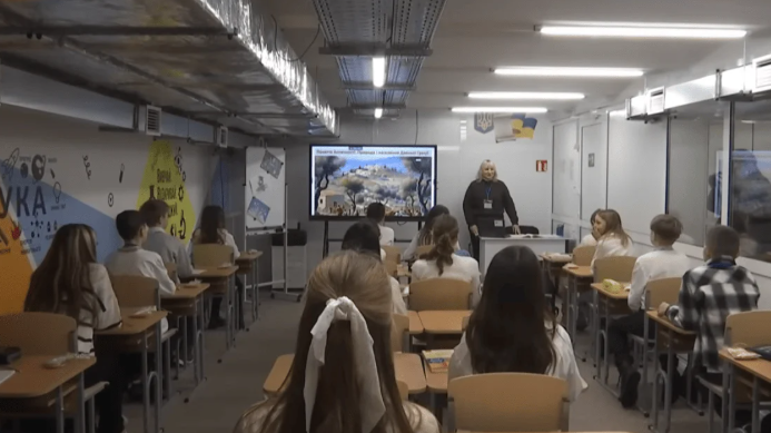 Scuola sotteranea ucraina