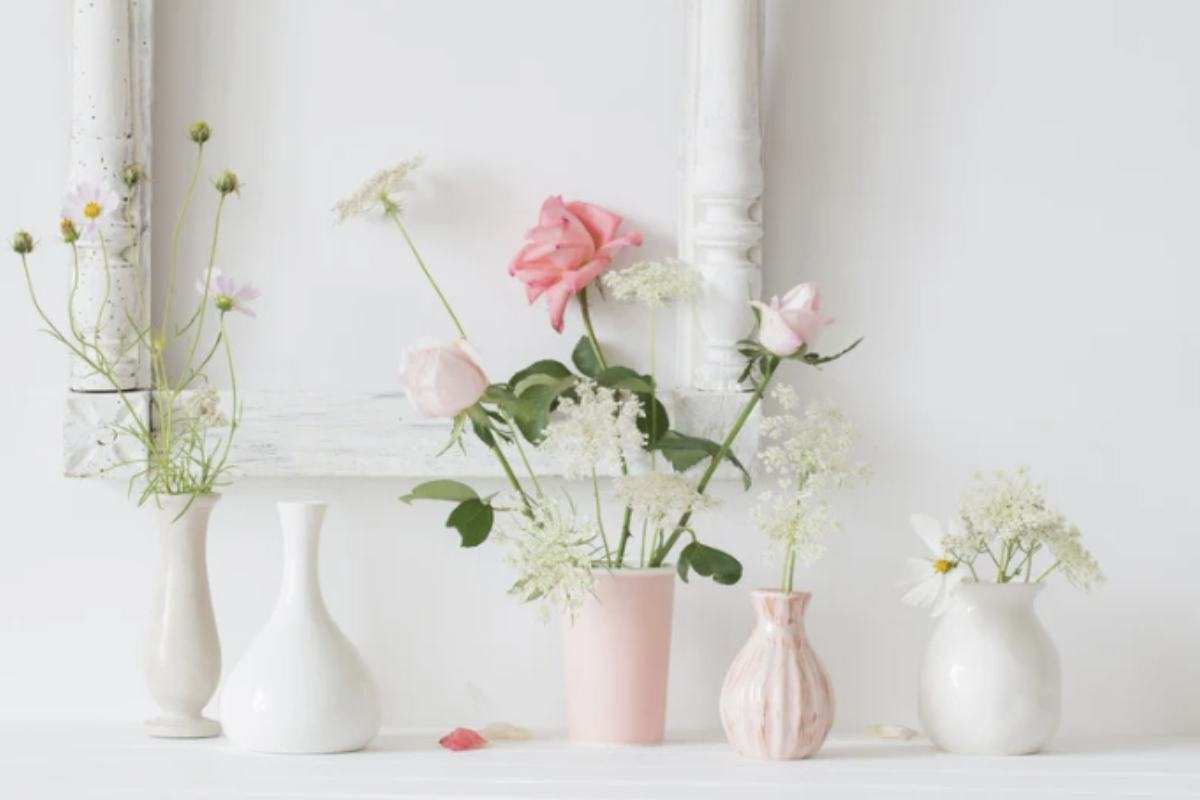 C’è poi un aspetto pratico che sta convincendo sempre più persone. Queste strutture funzionano come veri divisori leggeri.