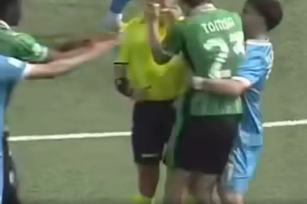 Arbitro aggredito da Tomsa durante Napoli-Sassuolo Primavera