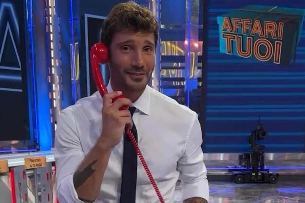 addio stefano de martino affari tuoi