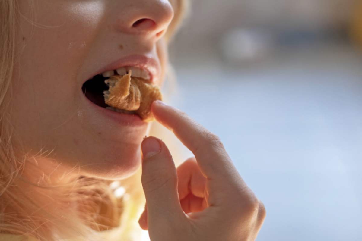 Uno degli aspetti più interessanti dell’indagine riguarda la distanza tra percezione e realtà. Molti consumatori tendono a considerare