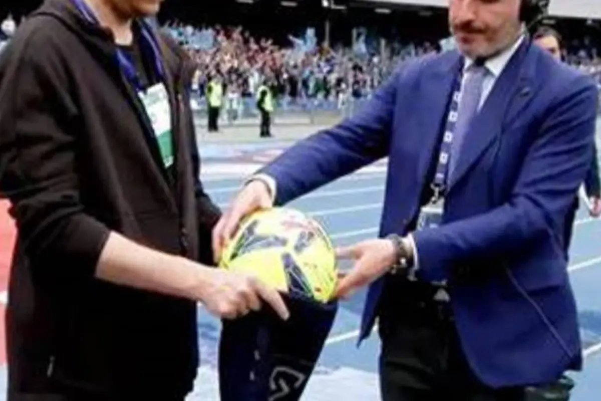 Pallone nel sacchetto dopo un gol in Serie A