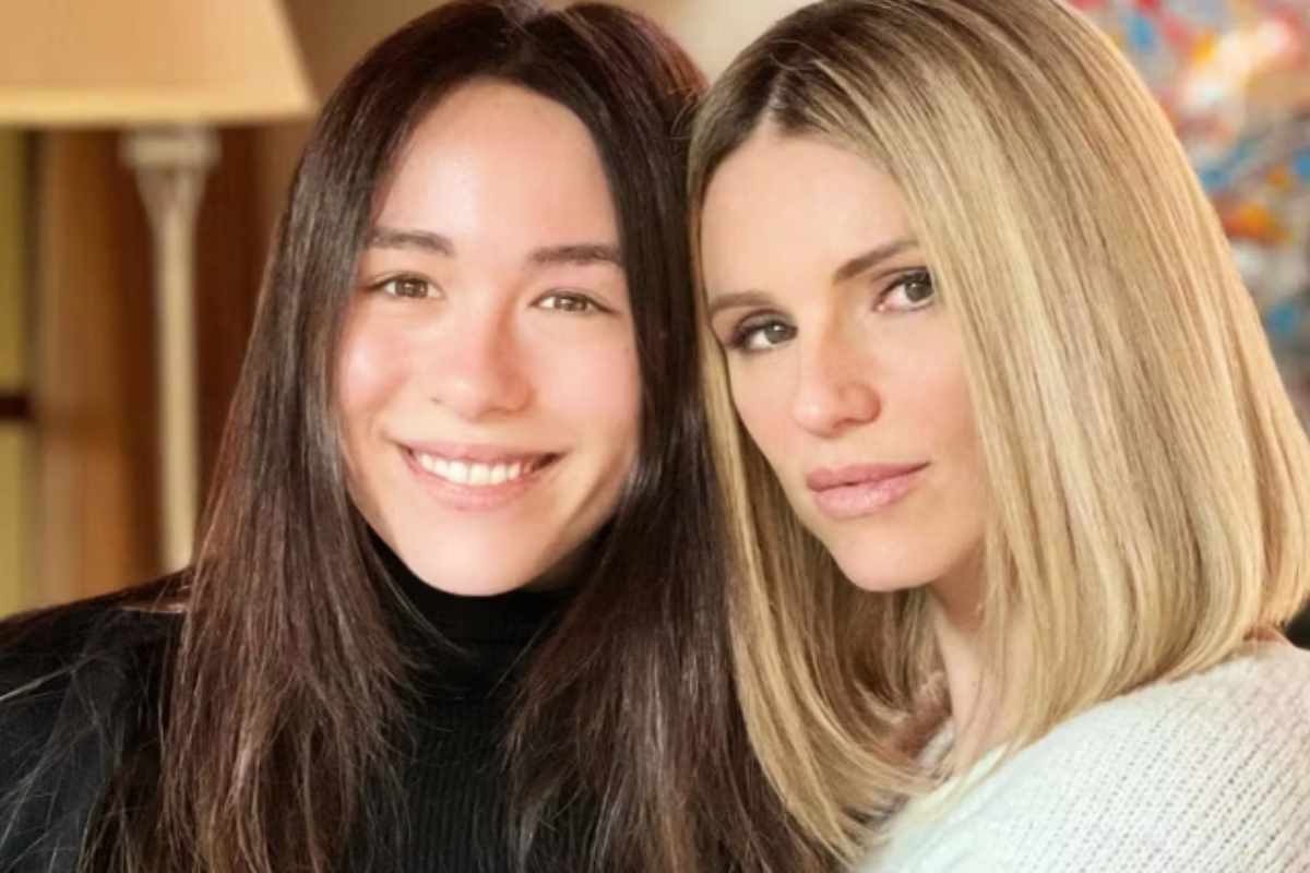 Aurora Ramazzotti e Michelle Hunziker insieme alla cresima di Celeste Trussardi