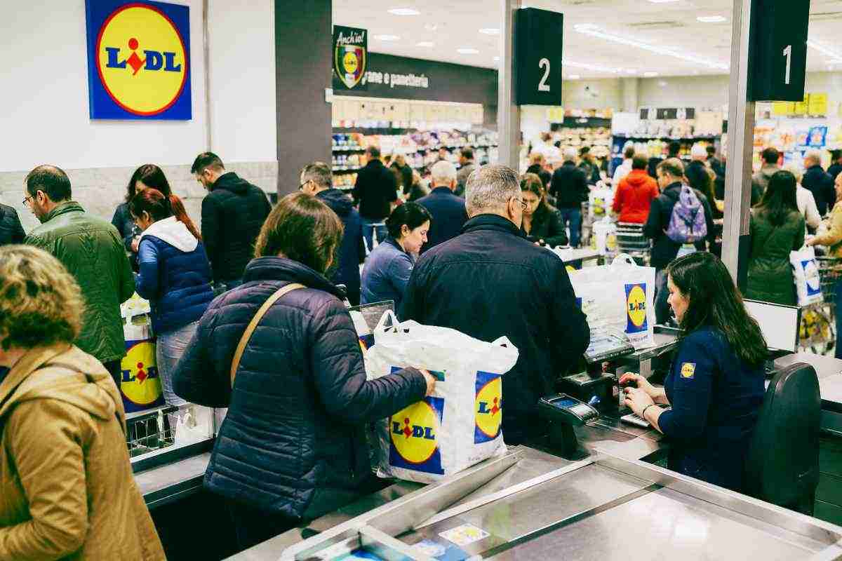 Negozio persone Ikea 19052026 okmugello.it