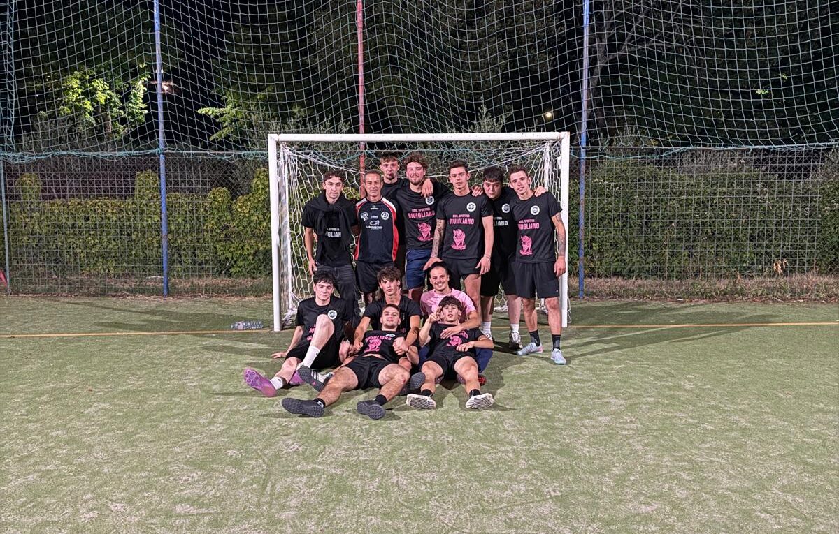 La squadra vincitrice SS. Bivigliano