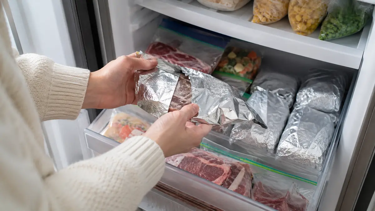 L alluminio protegge davvero solo gli alimenti