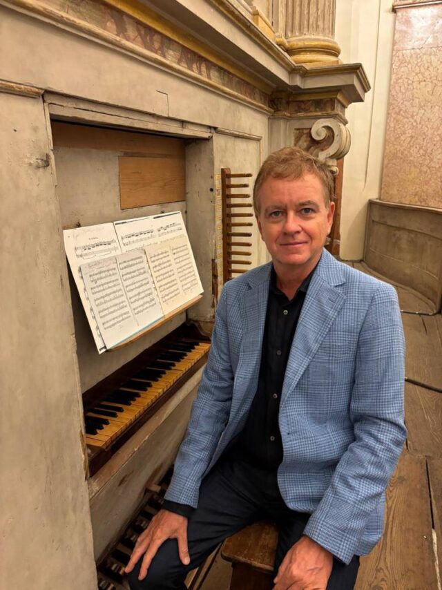 Maestro gabriele organo